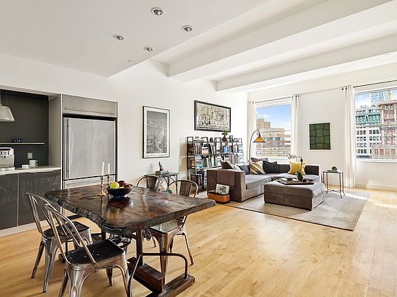 3rd image of 15 Broad St APT 3214