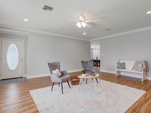 2nd image of 209 Morningside Dr