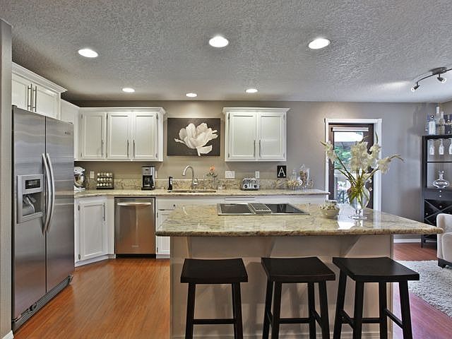 GORGEOUS Slab Granite