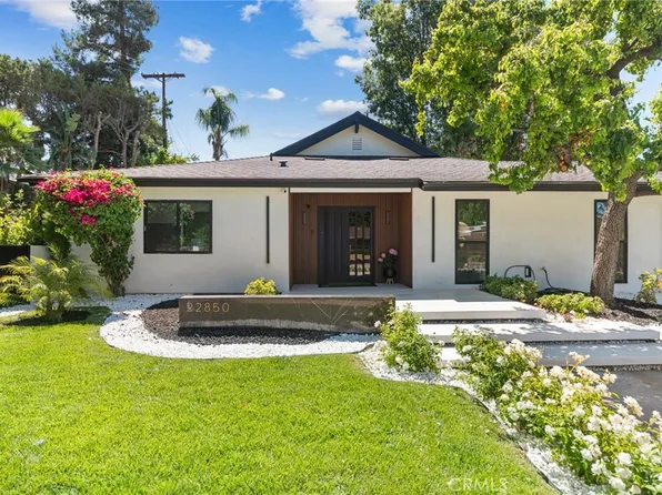 22850 Margarita Dr, Woodland Hills, CA 91364