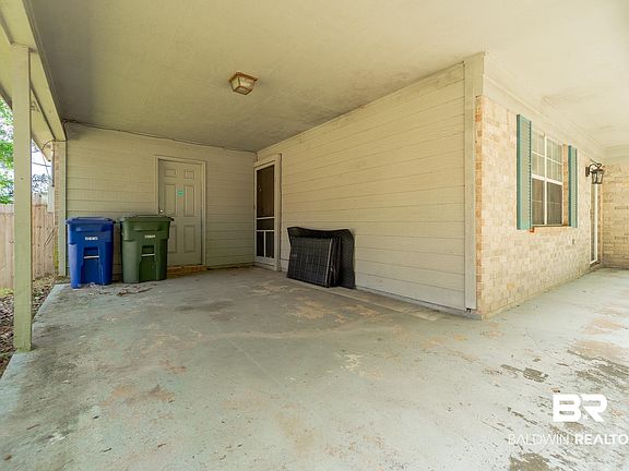 3rd image of 715 E Verbena Ave
