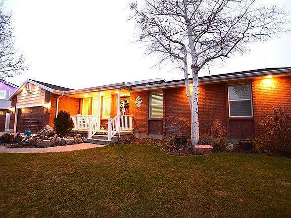 2nd image of 6498 S Tierra Rose Dr