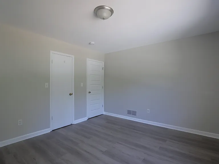 4732 Valley Dale Dr SW — Photo 16