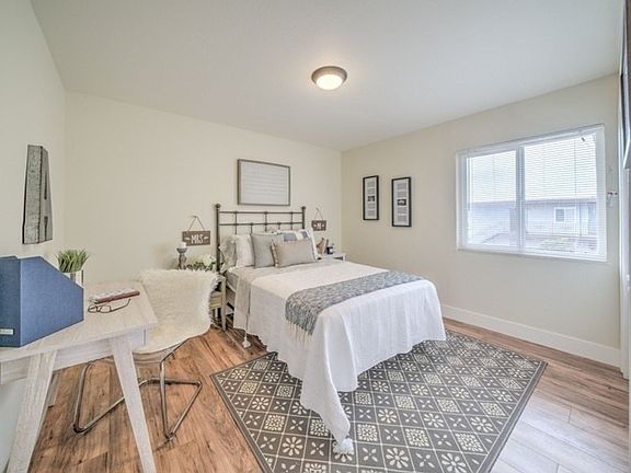 2nd image of 399 Schafer Rd #13