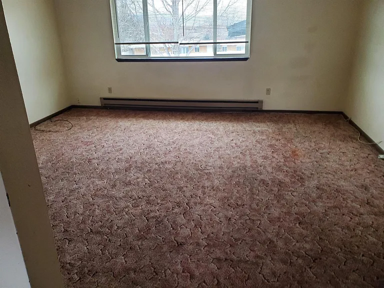 Freeman 1160 — Photo 21