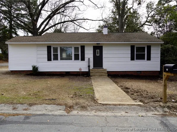 210 Lynn Ave, Fayetteville, NC 28301