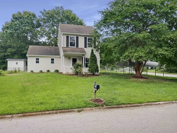 2402 Camellia Dr, Durham, NC 27705