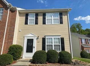 132 Queensberry Ct, Greensboro, NC 27405
