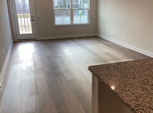 130 Pine Ave #130, Peninsula, OH 44264