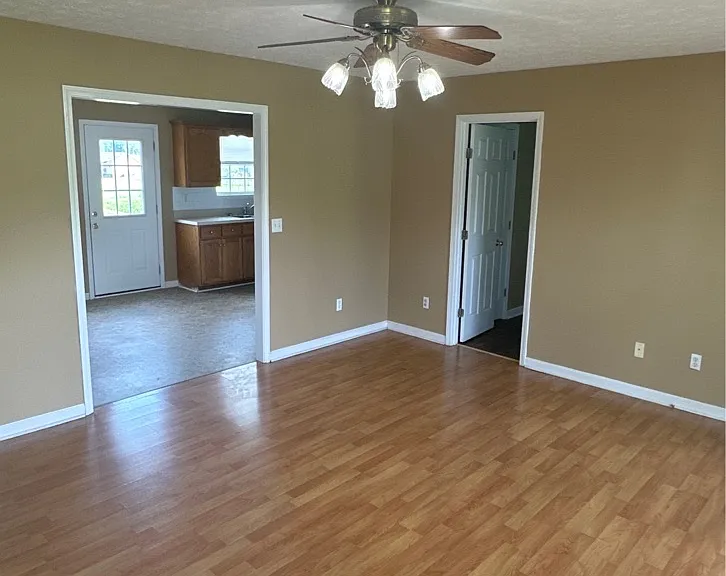 144 Kala Cir — Photo 2
