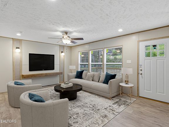5th image of 191 Pinecrest Dr