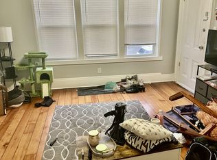 2216 W 24th St, Chicago, IL 60608