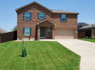110 Outfitters Ct, Newark, TX 76071