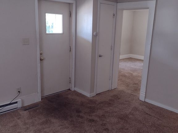 5th image of 419 William St