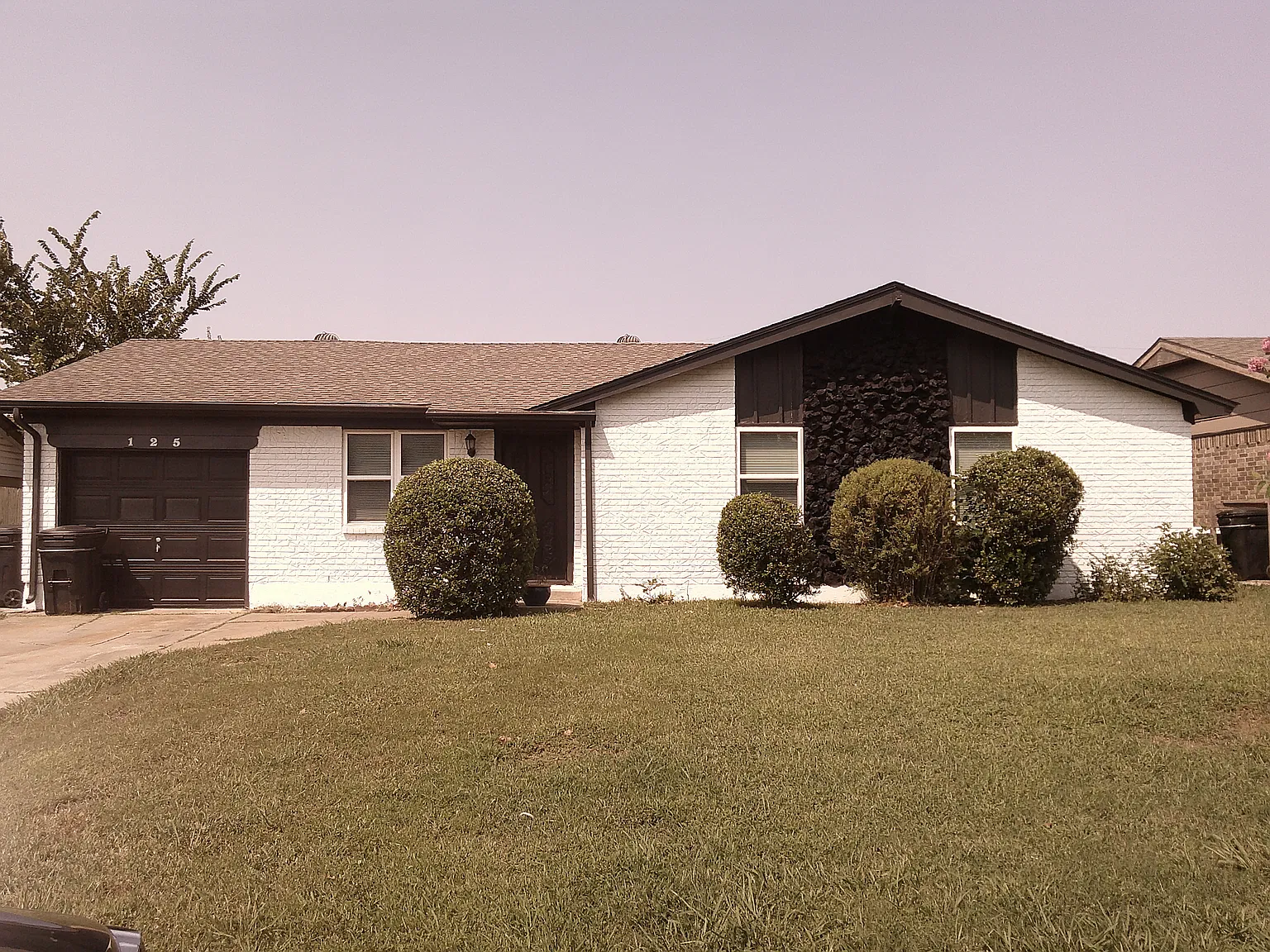 3 bed, 1271 sqft, $1,425 — Photo 1