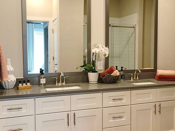 4th image of 3612 Beverly Cove Way #6-104