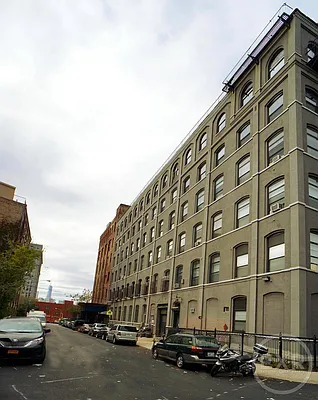 Rented by EXR | media 14