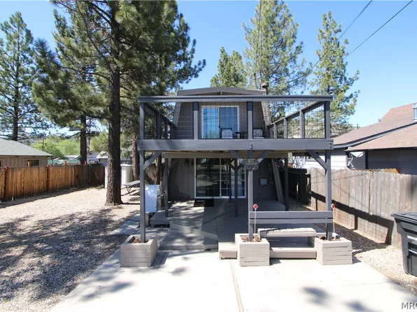 407 E Meadow Ln, Big Bear City, CA 92314