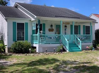 115 NW 12th St, Oak Island, NC 28465