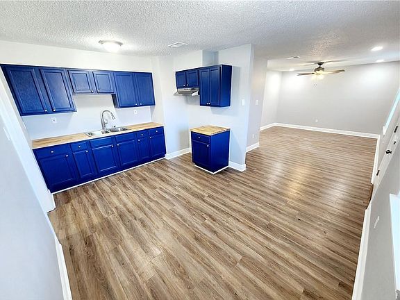 4th image of 341 Federal Dr