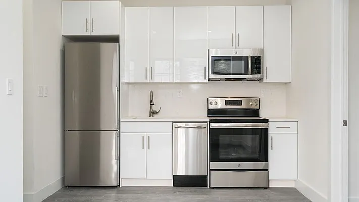 Rented by Nooklyn NYC LLC | media 27