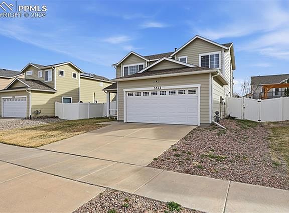 4th image of 5312 Blue Spruce Dr