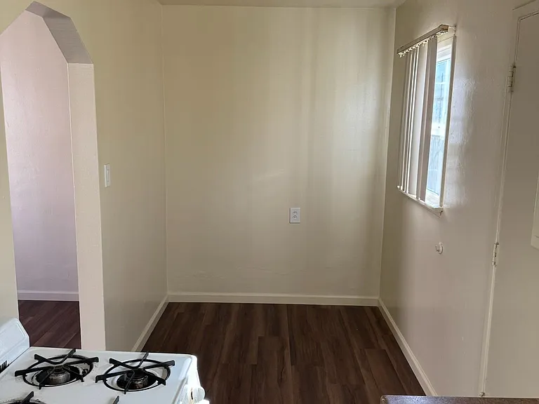 23 Lemon Ave — Photo 7