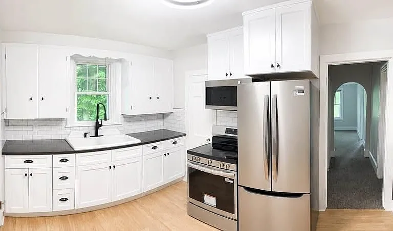 229 Highland Ave #2 — Photo 5