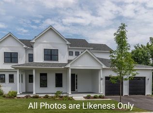 160 Mabel Way, South Burlington, VT 05403