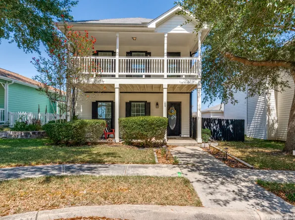 168 Whitewing Way, Floresville, TX 78114