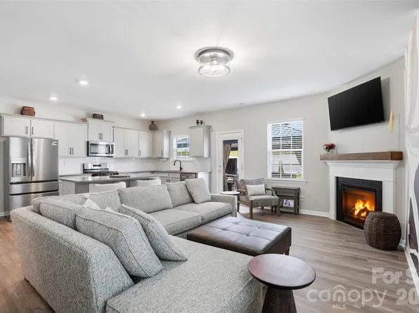 1341 Secrest Commons Dr, Monroe, NC 28112