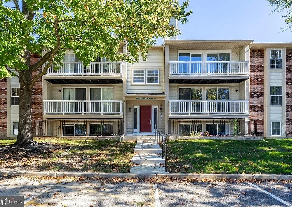 146 Kenwood Dr