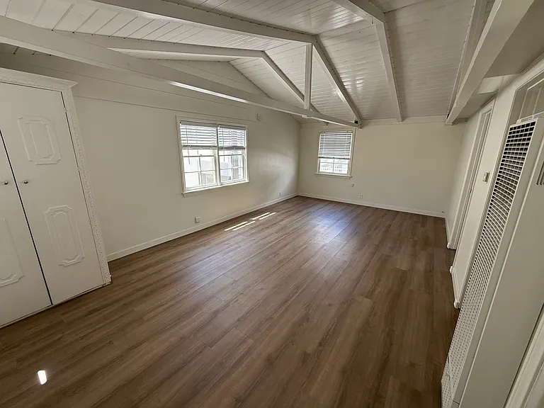 217 1/2 Sapphire Ave — Photo 15