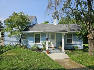 2044 Maplecrest Dr, Dayton, OH 45409