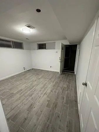 Studio, $1,300 — Photo 2