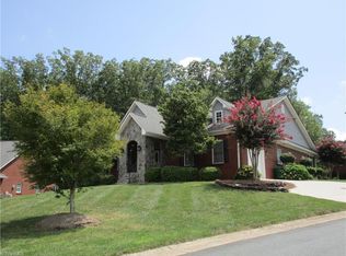 108 Arlington Ct, King, NC 27021