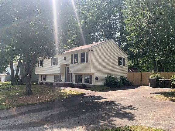 2nd image of 84 Catherine St