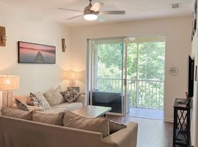 10550 Baymeadows Rd