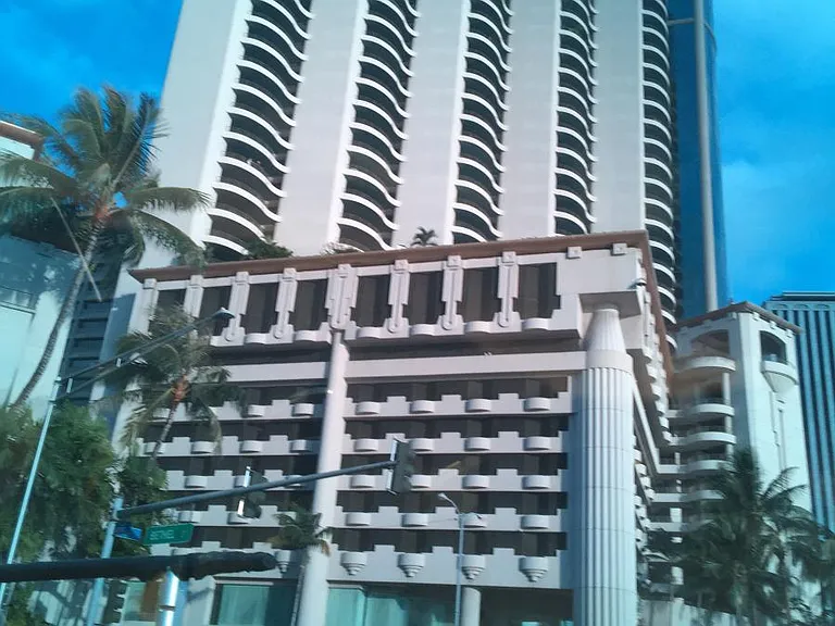 66 Harbor Court
