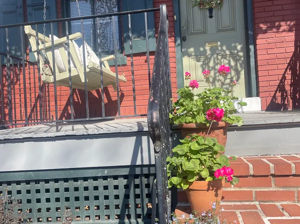 27 Dean St, West Chester, PA 19382