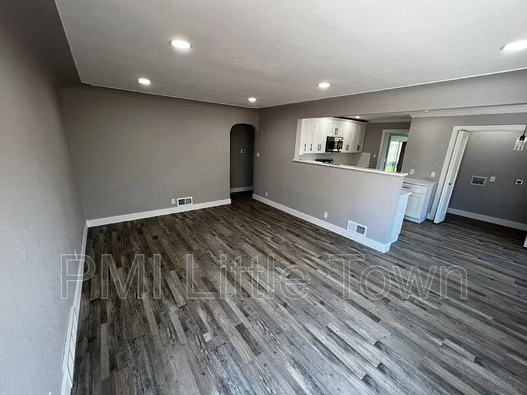 3447 N Garfield St — Photo 7