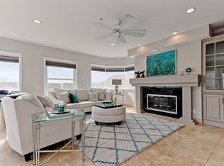 105 Crest Dr, Manhattan Beach, CA 90266