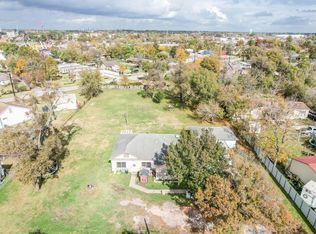 15917 De Zavalla Rd, Channelview, TX 77530