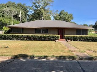 240 Bermuda Dr, Greenville, MS 38701
