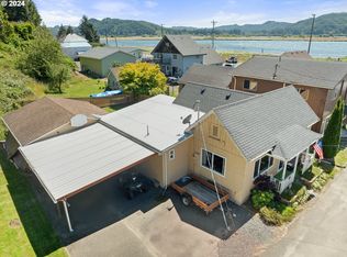 170 Pitt St, Gardiner, OR 97441