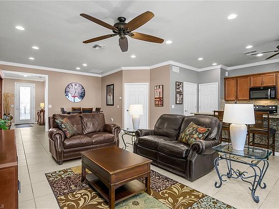 3rd image of 28000 Oceana DR
