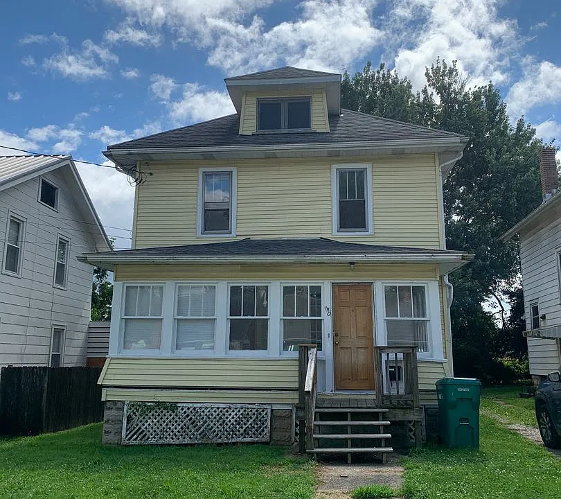 1110 Laird Ave