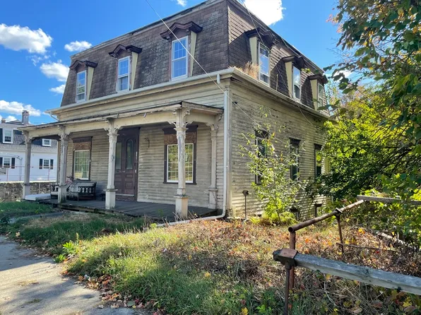 128 Linwood Ave, Northbridge, MA 01534