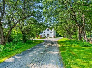 157 Seamans Rd, New London, NH 03257