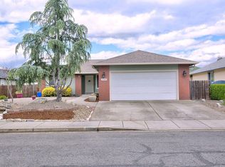 2140 SW Judy Ln, Grants Pass, OR 97526